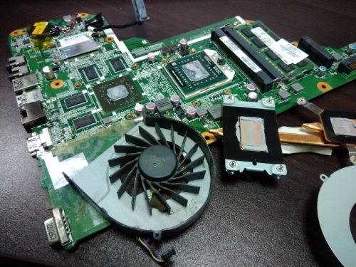 P 20180117 113142 500x375 - Ошибка при включении ноутбука "...cooling fan is not operating correctly. ... System Fan (90b)"
