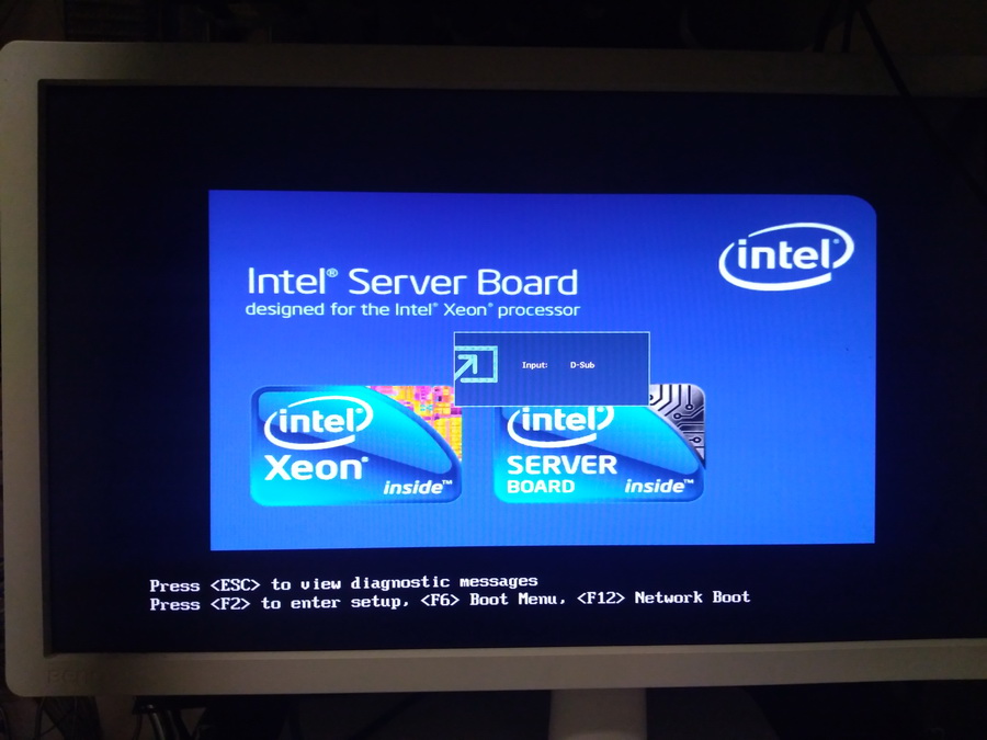 P 20181003 192441 - Восстанавливаем BIOS на сервере. Черный экран при загрузке.